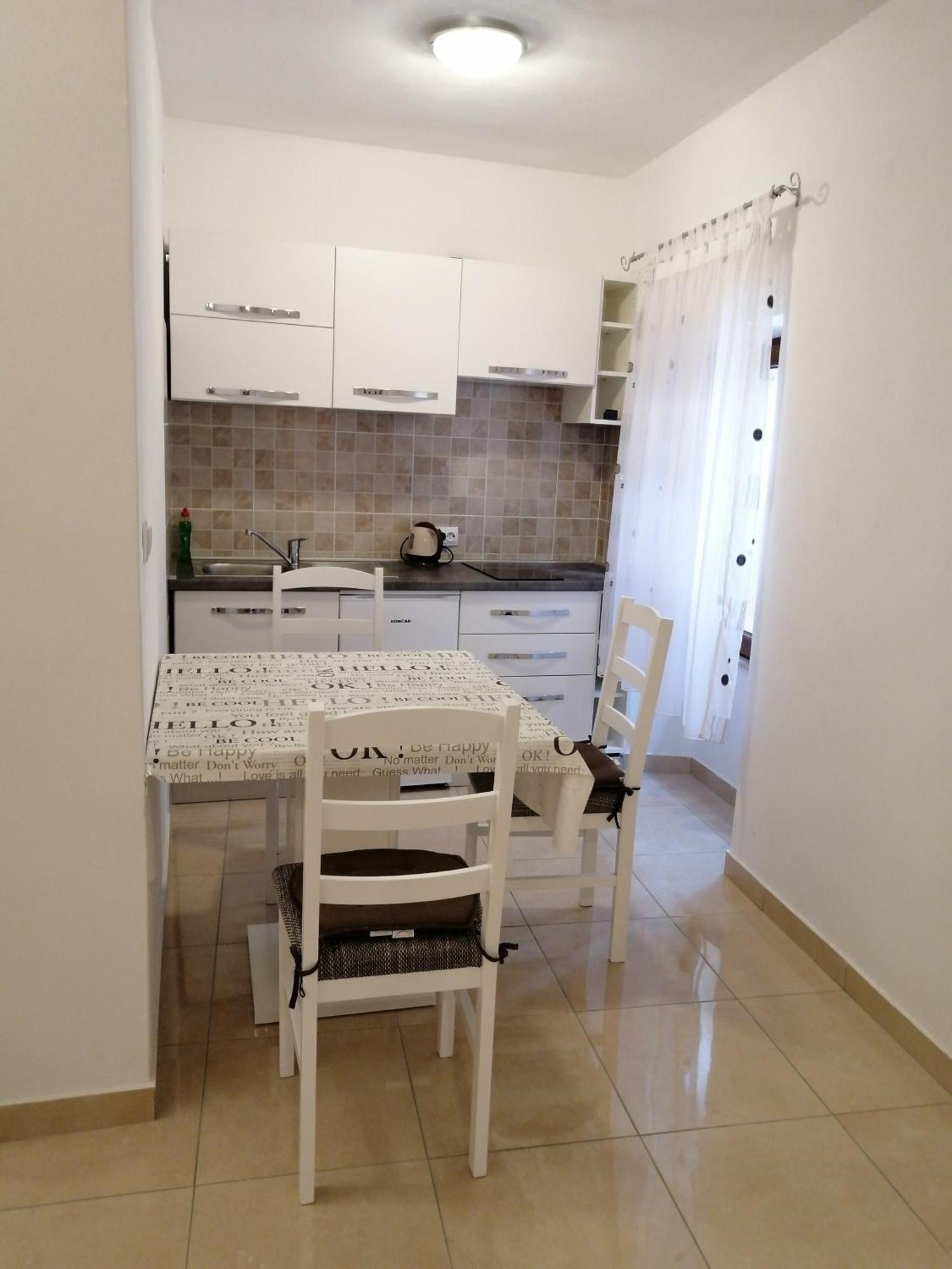 Apartment Elena ベール 部屋 写真